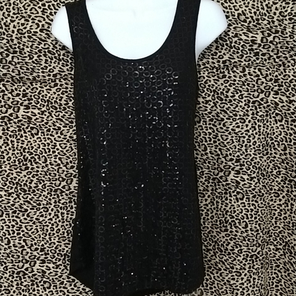 💥5for $20💥 Shimmery sequin dress tank top - Picture 2 of 3